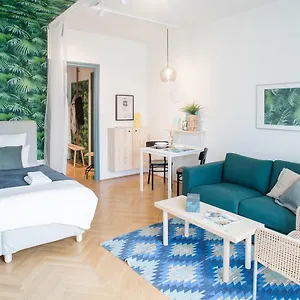 new-cozy-home-in-the-heart-of-budapest.inbudapesthotels.com/